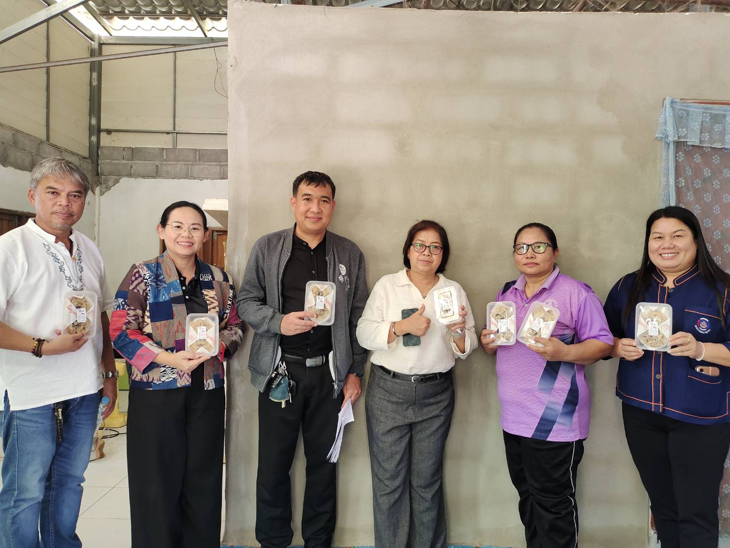 สพอ.ส่องดาว ร่วมติดตามและสนับสนุนการพัฒนาผลิตภัณฑ์กลุ่มเป้าหมาย